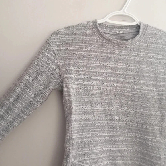 Lululemon Close to Crossing Long Sleeve *Rulu White Gray Stripe Jacquard 4 - Picture 7 of 16